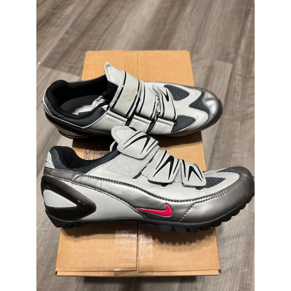 Nike Granfondo WR Womens Cycling Shoes Silver Flame 264997-061 Size 8